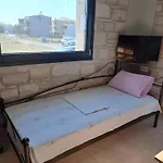 Elizabeth View Flogita