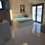 Elizabeth View Апартаменты Флогита