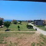Апартаменты Elizabeth View