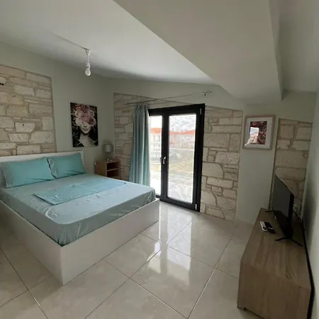 Elizabeth View Διαμέρισμα Φλογητά